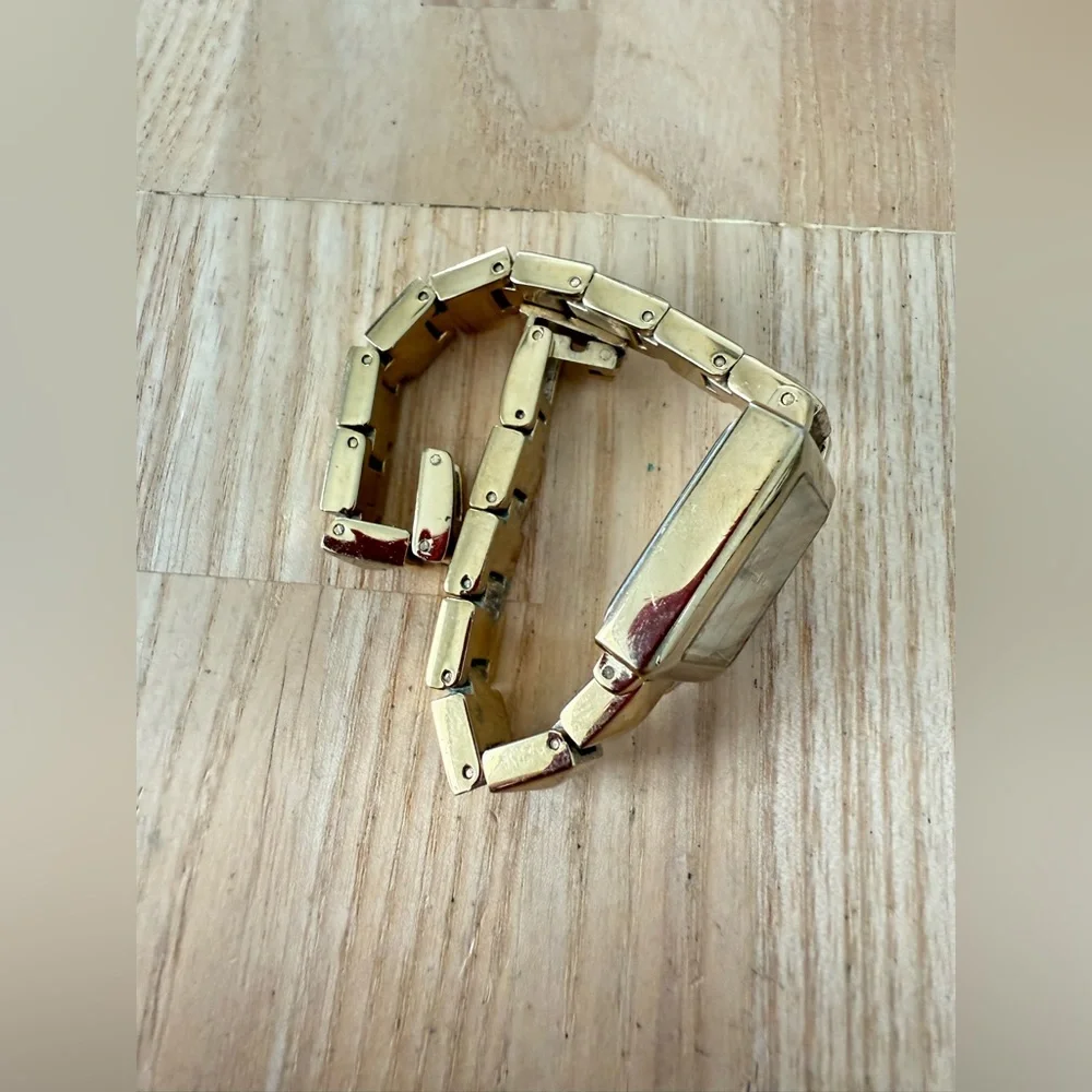 Anne Klein brand anne
